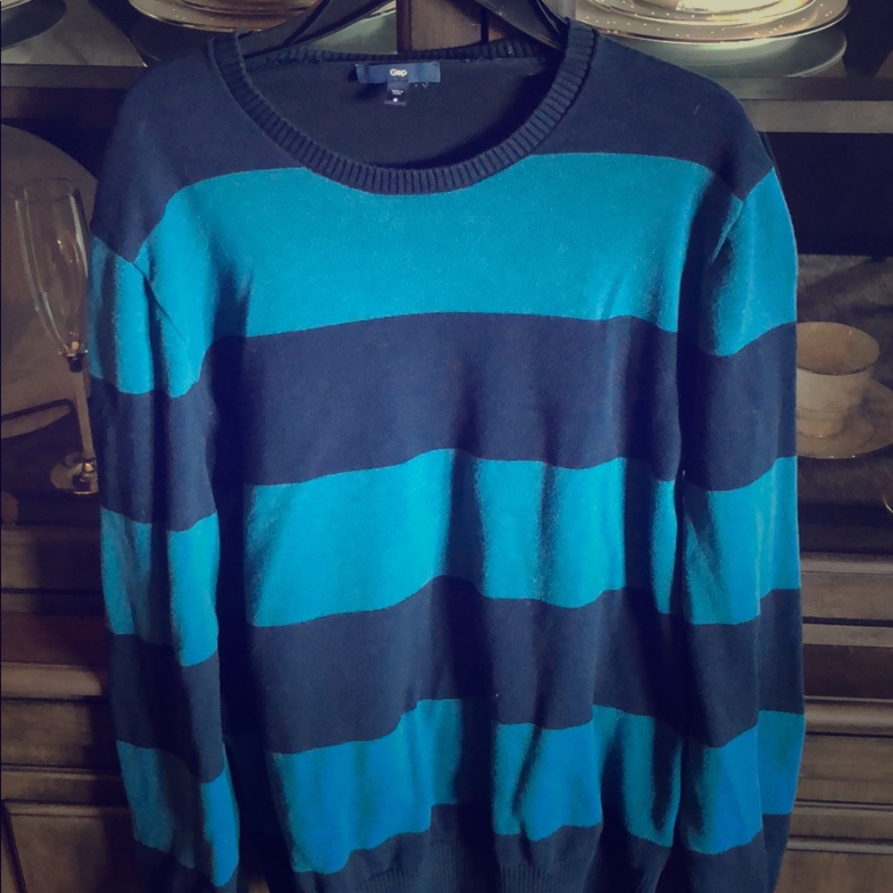 GAP men’s sweater